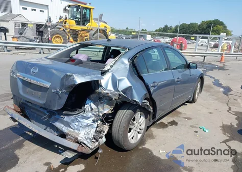 2010 Nissan Altima Hybrid из США, поврежденный, VIN 1N4CL2AP3AC171360